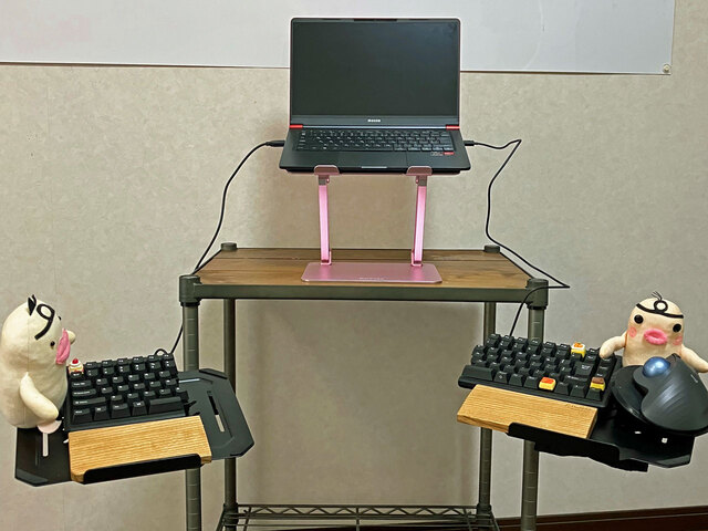 ミニダム in キーボードテーブル